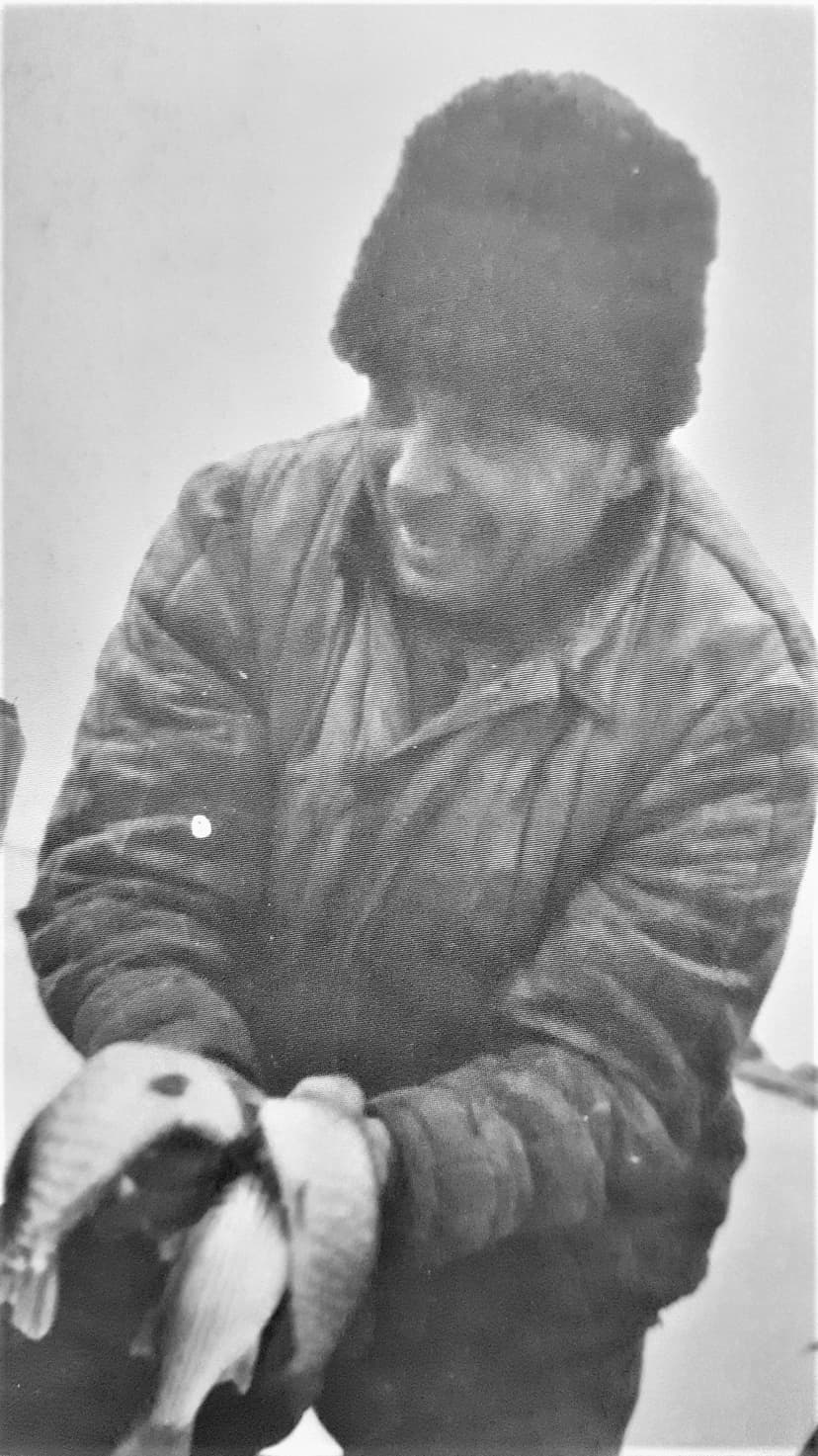 Moda la Dunărea de Jos… Între șalvari și fes… Pufoaica…