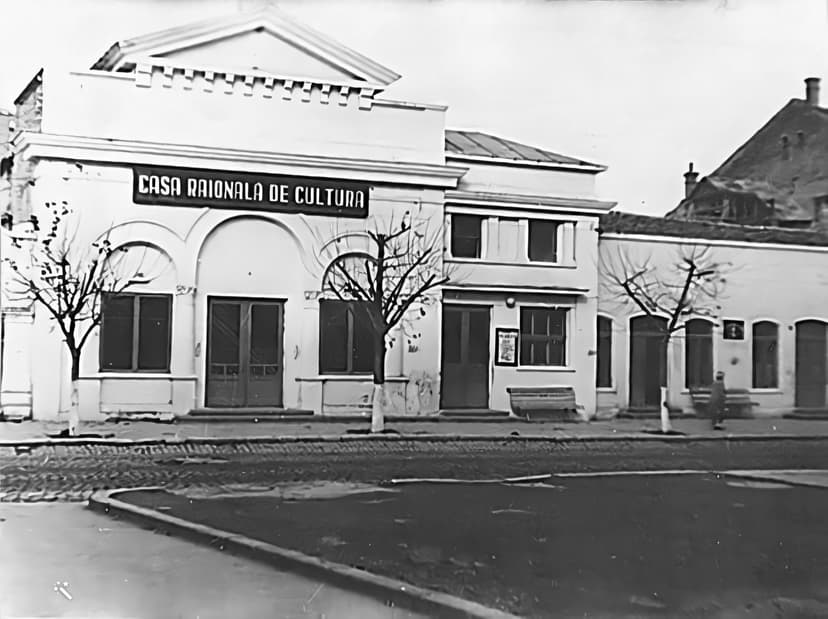 Tulcea, demolări, crime și uitări… Cinema Regal